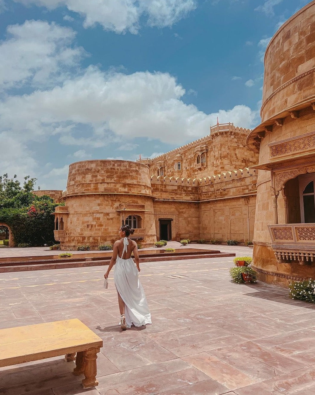 GURLEEN DAHELAY IN SANTORINI