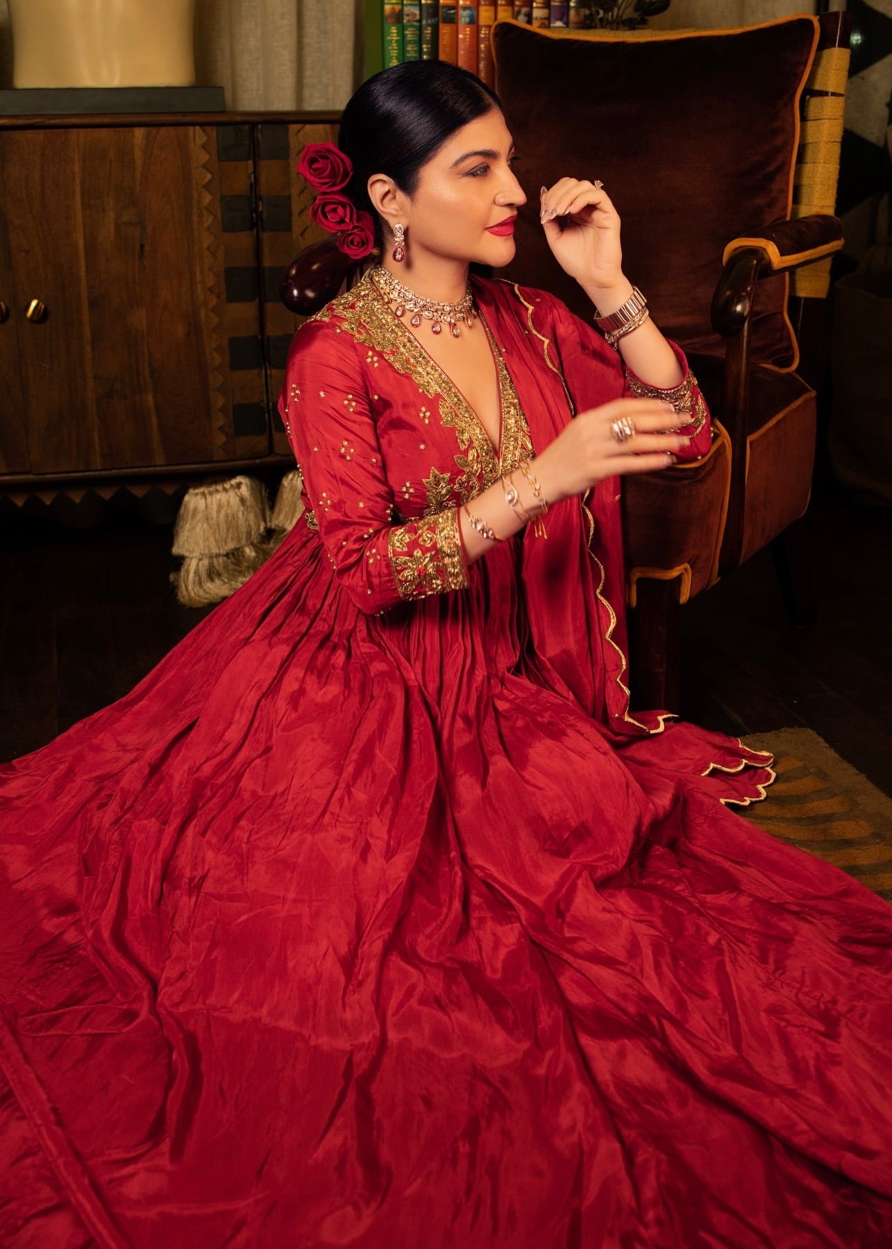 KHUSHNAZ ASHDIN TURNER IN VRINDAVAN F ANARKALI