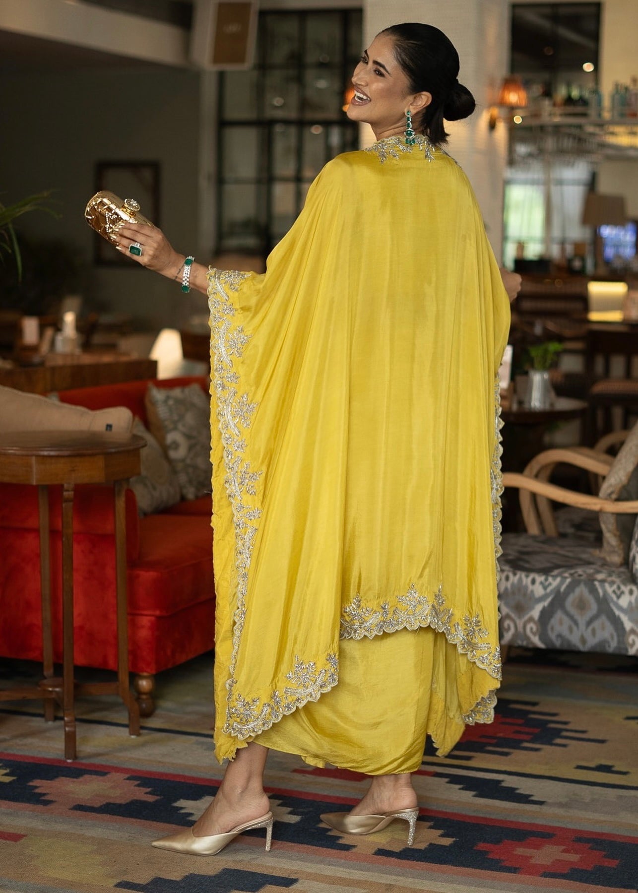 ALISHA PEKHA IN VRINDAVAN HF CAPE